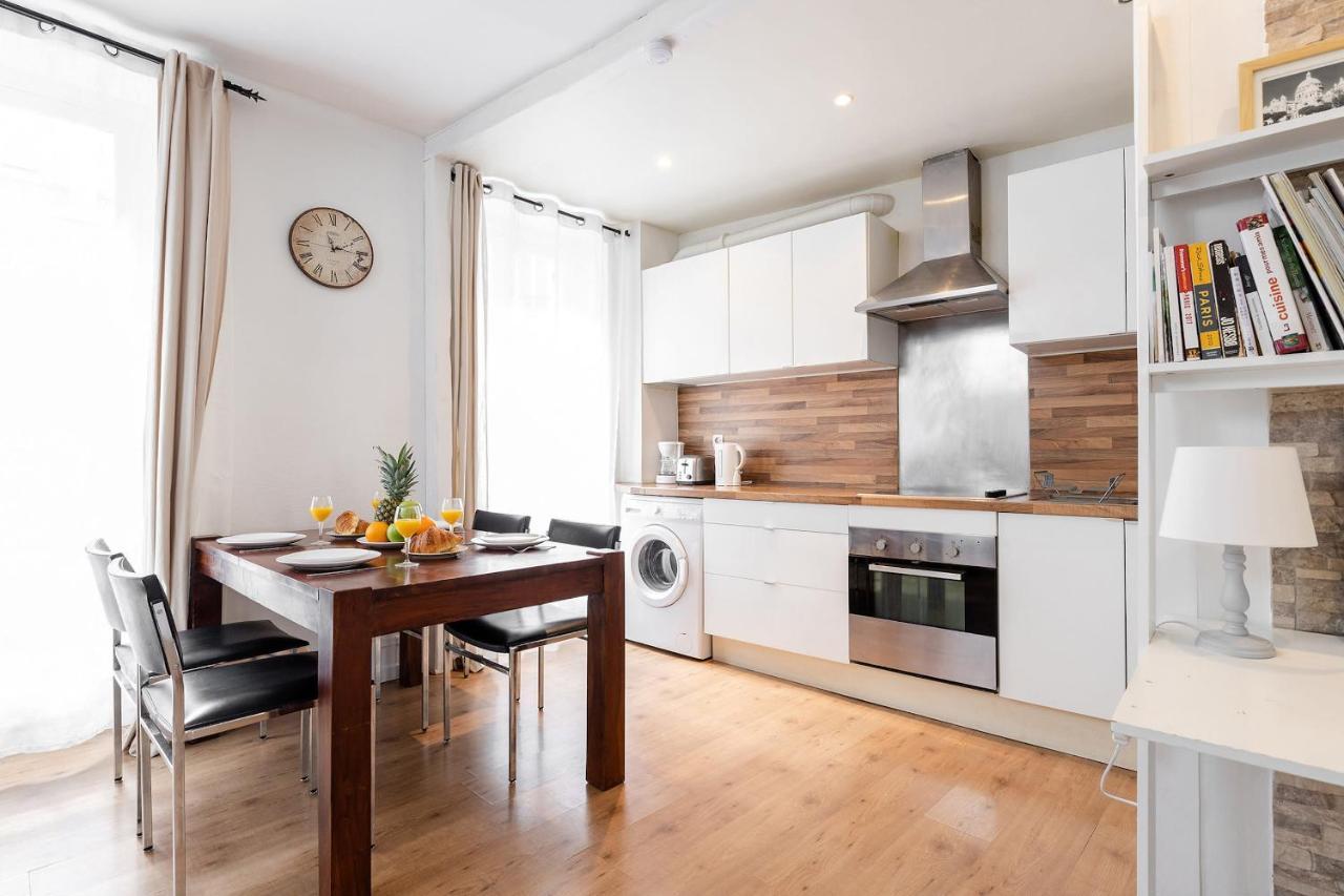 Rue Cler - Eiffel Tower City Apartment Paris Bagian luar foto